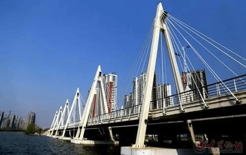 Great Wall Road Bridge
